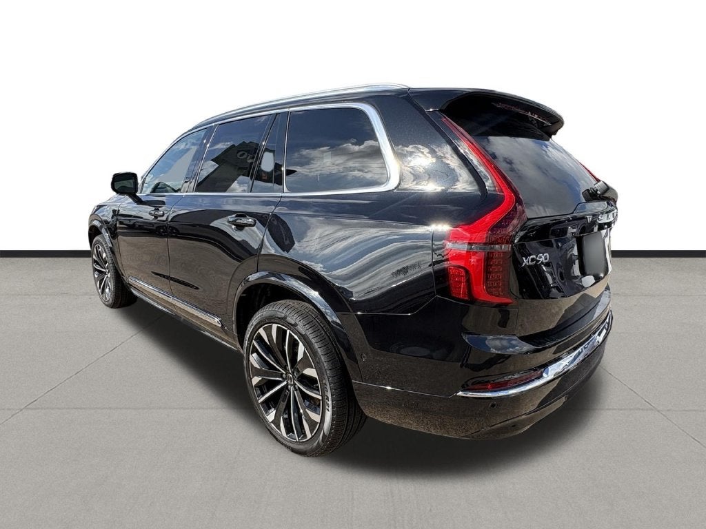 2026 Volvo XC90 B6 Plus 7-Seater