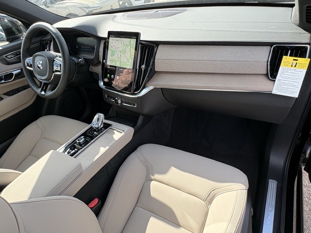 2026 Volvo XC90 B6 Plus 7-Seater