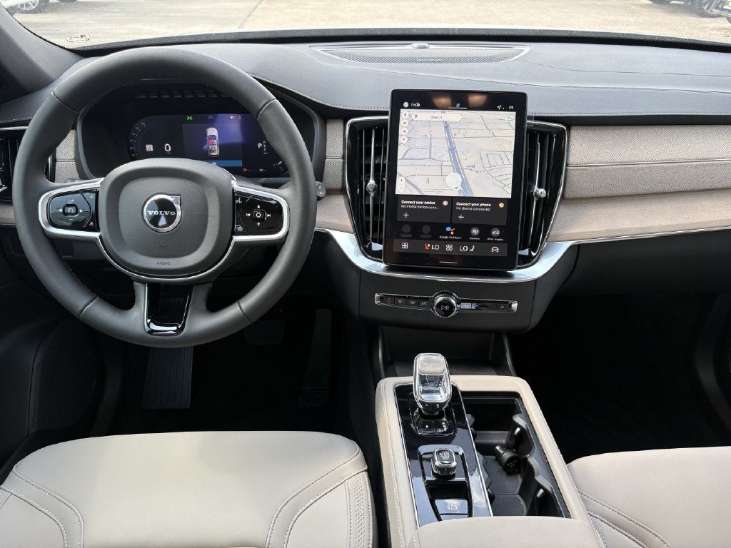 2026 Volvo XC90 B6 Plus 7-Seater