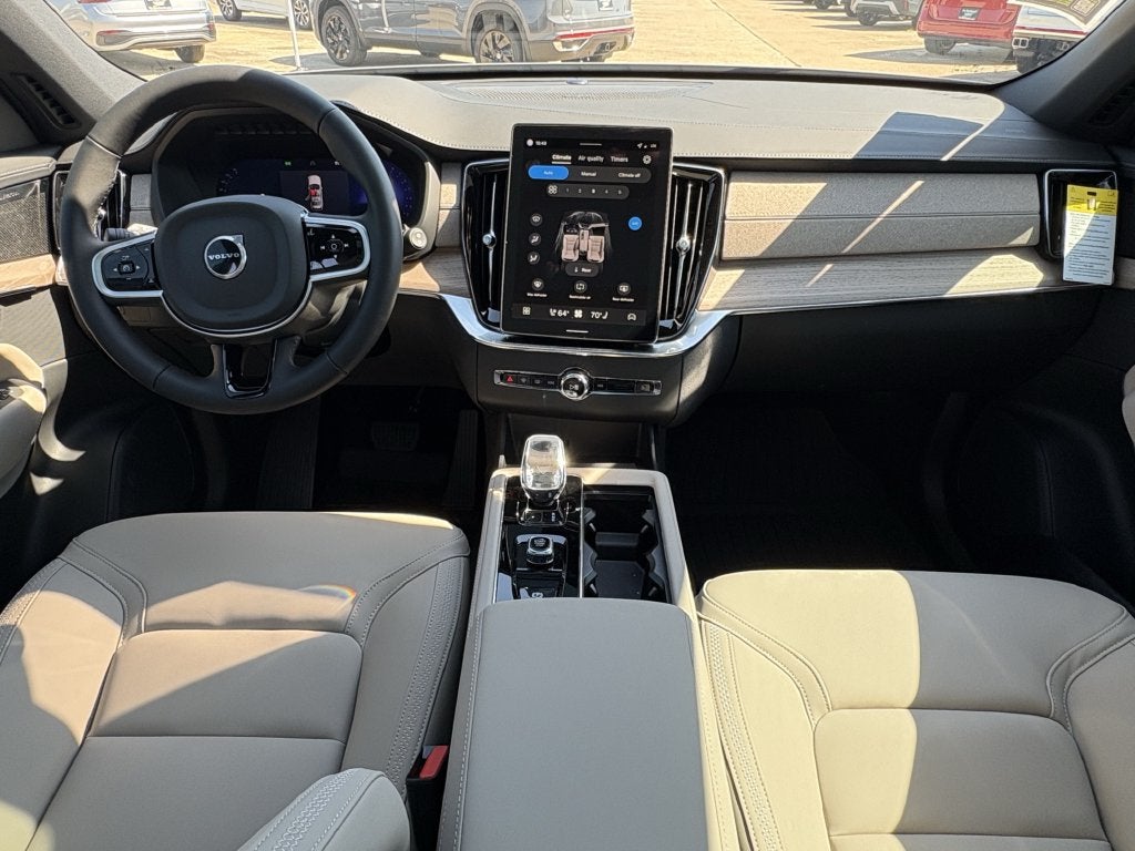 2026 Volvo XC90 B6 Plus 7-Seater