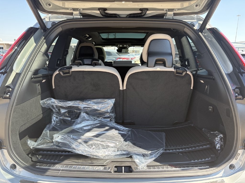2026 Volvo XC90 B6 Plus 7-Seater