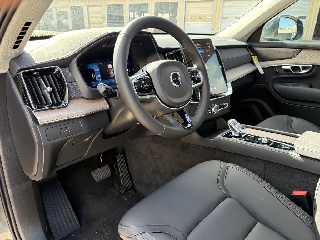 2027 Volvo XC90 B6 Plus 7-Seater