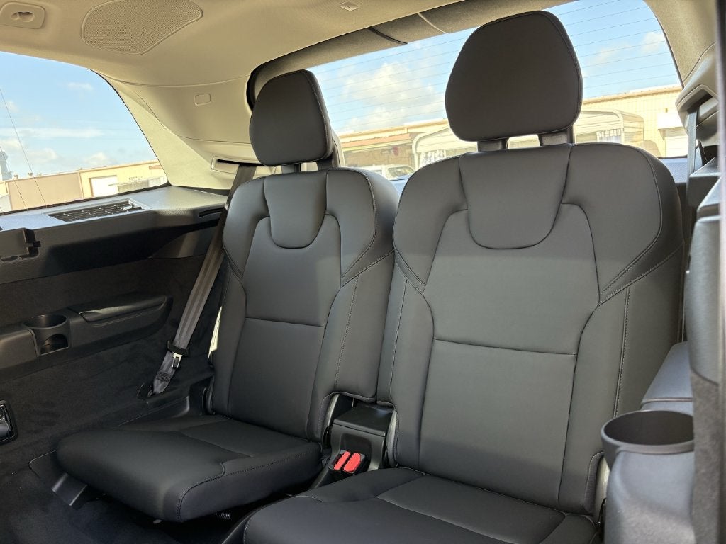 2027 Volvo XC90 B6 Plus 7-Seater