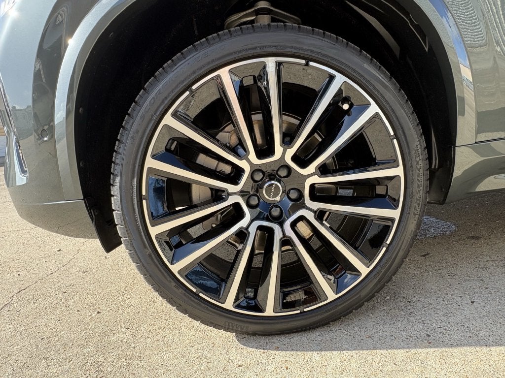 2027 Volvo XC90 B6 Plus 7-Seater