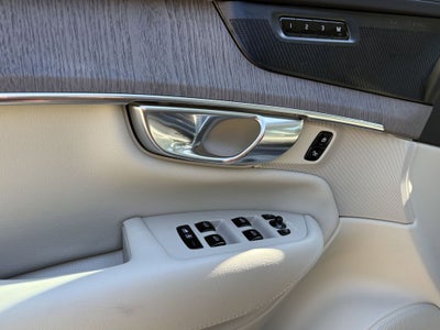 2026 Volvo XC90 B6 Ultra