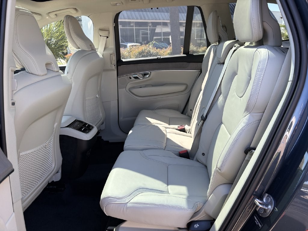 2026 Volvo XC90 B6 Ultra