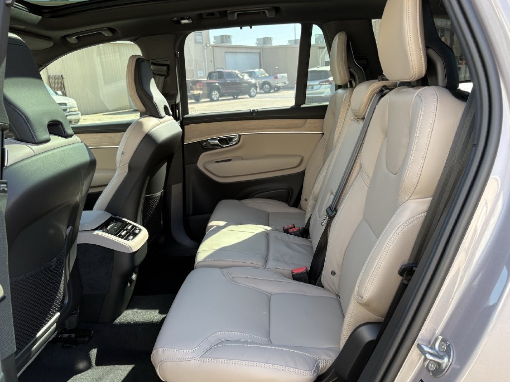 2026 Volvo XC90 B6 Ultra