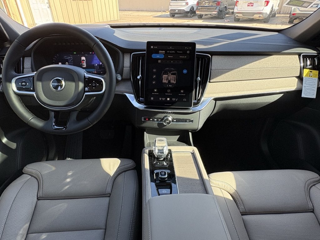 2026 Volvo XC90 B6 Ultra