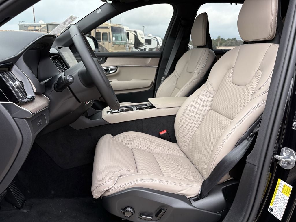 2026 Volvo XC90 B6 Ultra