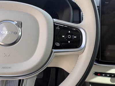 2026 Volvo XC90 B6 Ultra