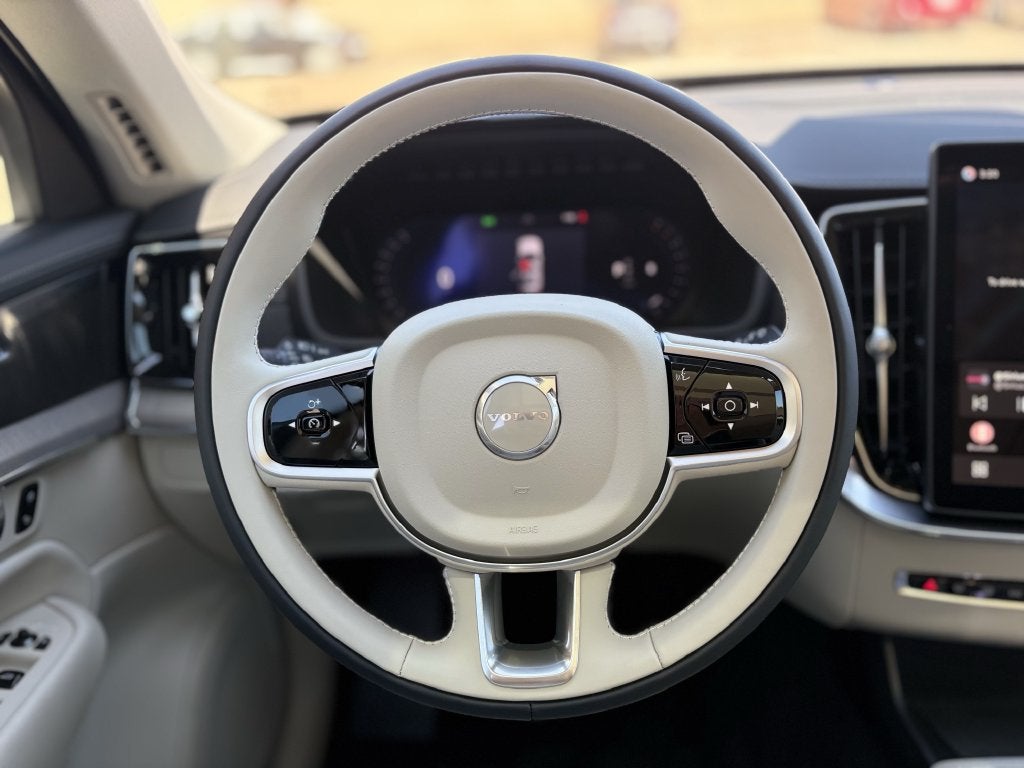 2026 Volvo XC90 B6 Ultra