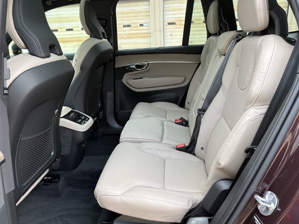2026 Volvo XC90 B6 Ultra