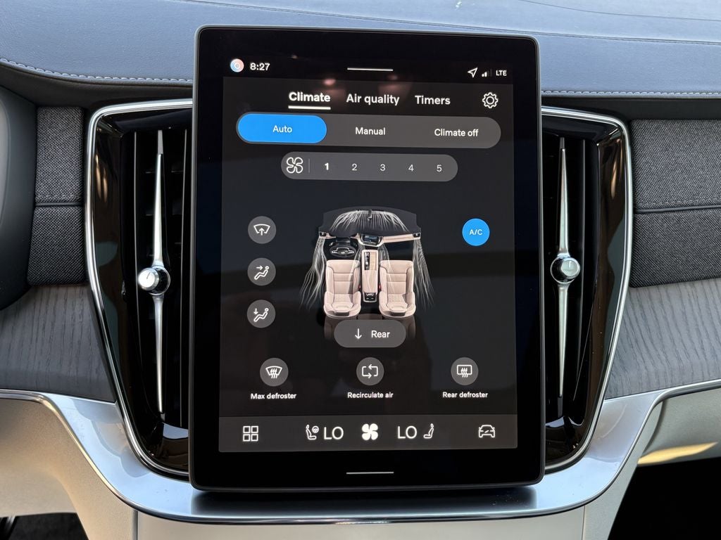 2026 Volvo XC90 B6 Ultra