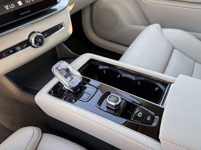 2026 Volvo XC90 B6 Ultra