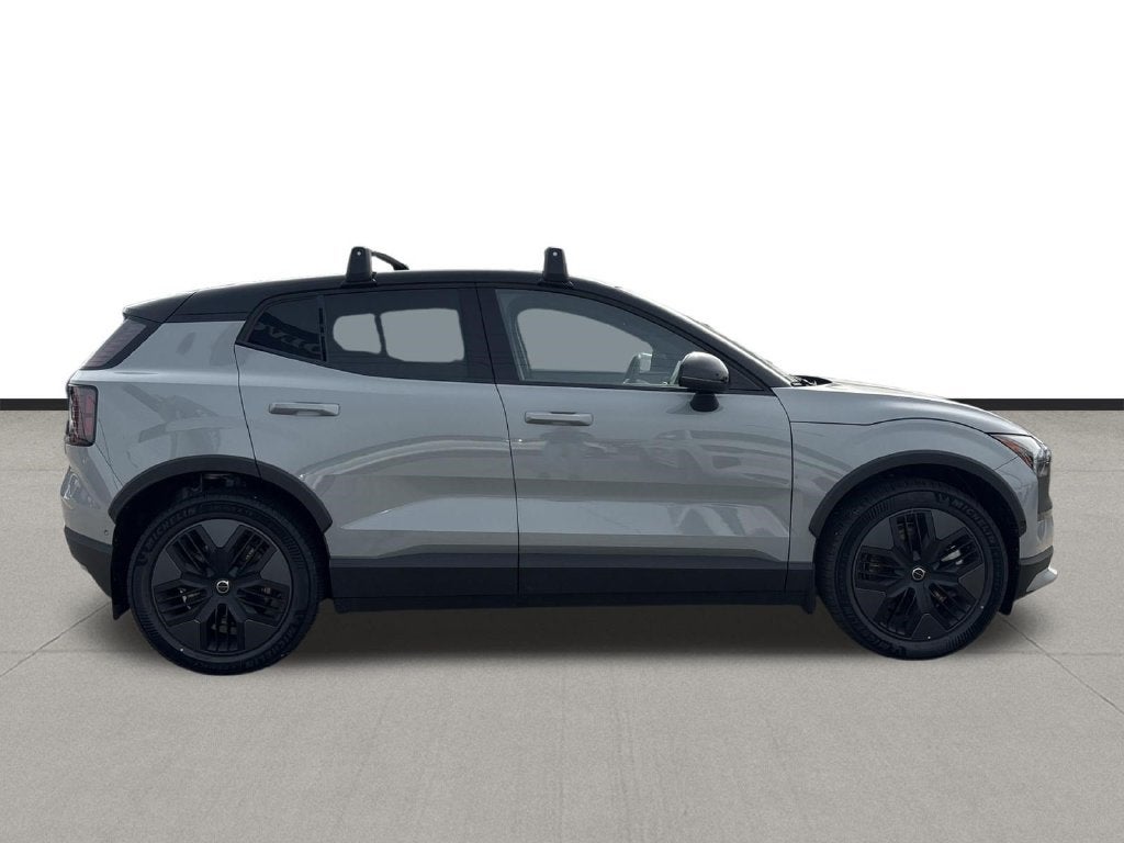 2026 Volvo EX30 Twin Motor Cross Country Ultra