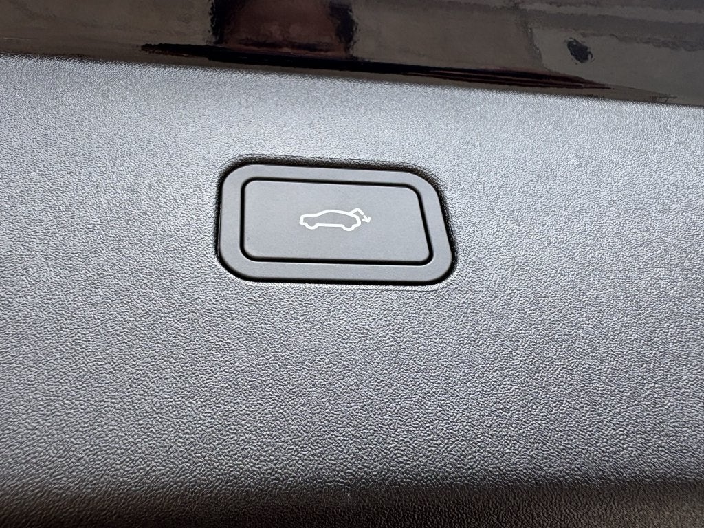 2026 Volvo EX30 Twin Motor Performance Ultra
