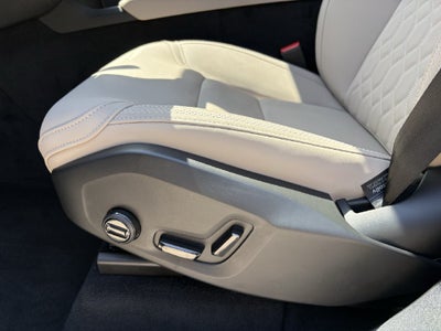 2026 Volvo XC90 Plug-In Hybrid T8 Plus 7 Passenger