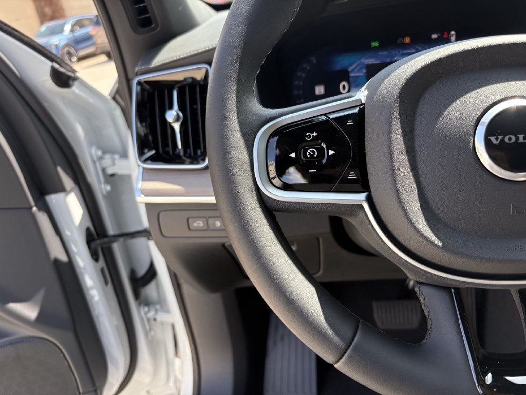 2026 Volvo XC90 Plug-In Hybrid T8 Plus 7 Passenger