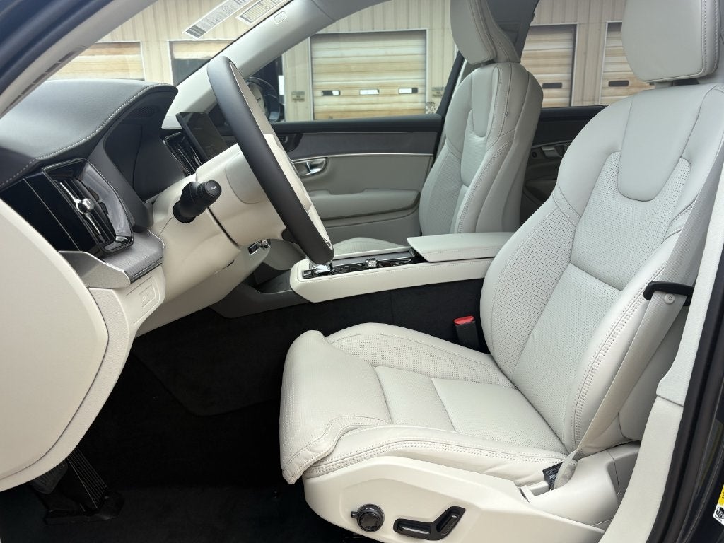 2026 Volvo XC90 Plug-In Hybrid T8 Ultra 7 Passenger