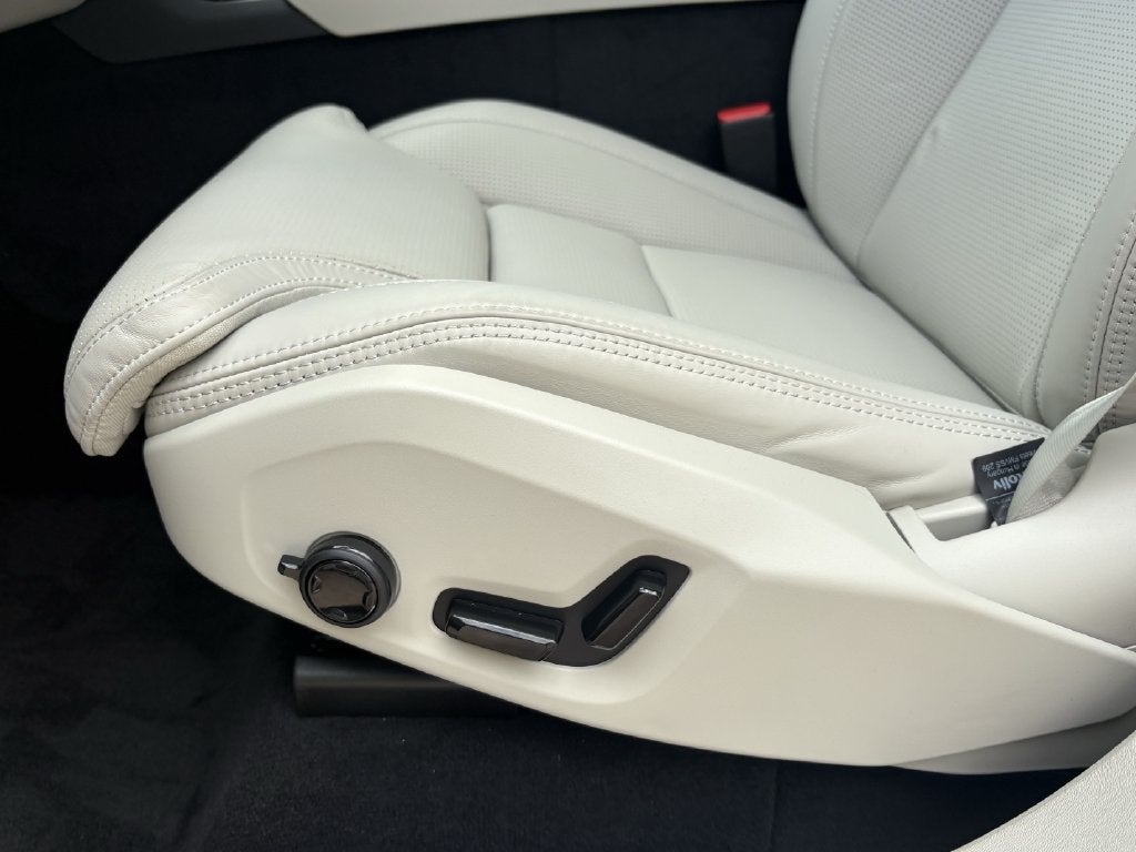 2026 Volvo XC90 Plug-In Hybrid T8 Ultra 7 Passenger