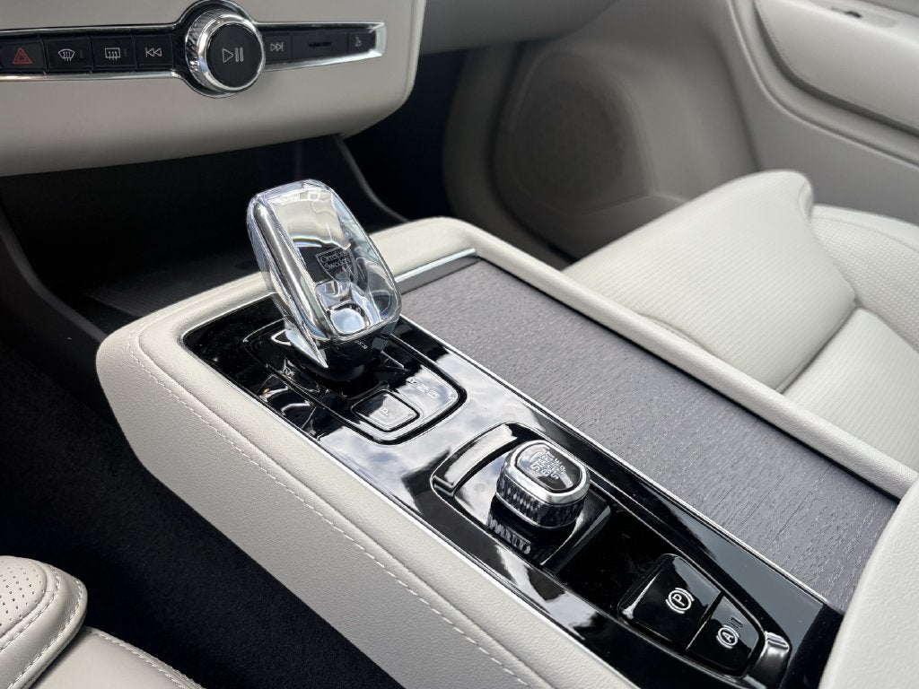 2026 Volvo XC90 Plug-In Hybrid T8 Ultra 7 Passenger