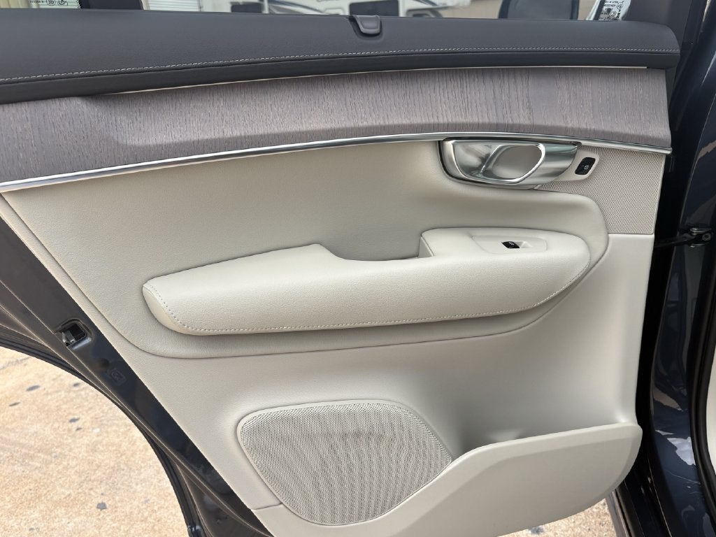 2026 Volvo XC90 Plug-In Hybrid T8 Ultra 7 Passenger