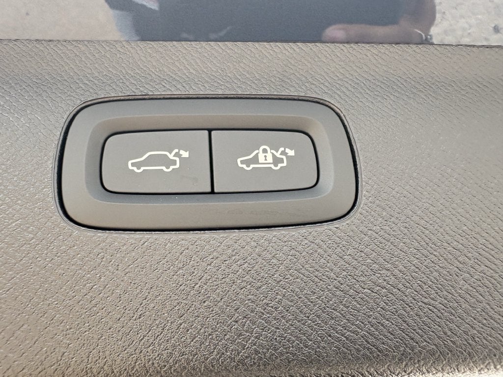 2026 Volvo XC90 Plug-In Hybrid T8 Ultra 7 Passenger