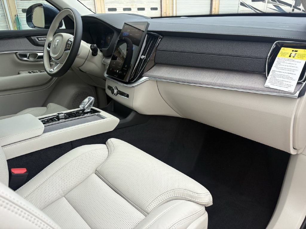 2026 Volvo XC90 Plug-In Hybrid T8 Ultra 7 Passenger