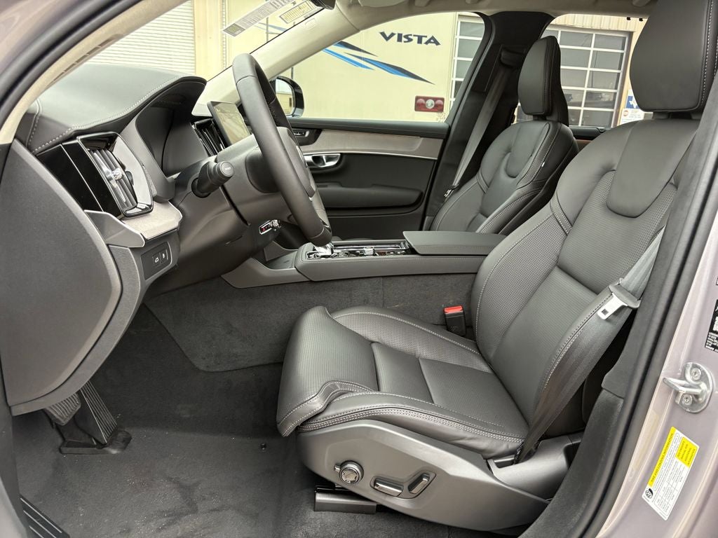 2026 Volvo XC90 Plug-In Hybrid T8 Ultra