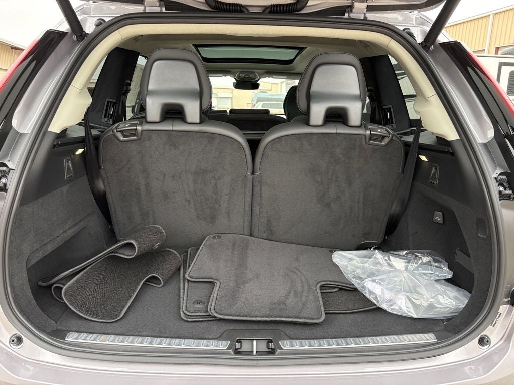2026 Volvo XC90 Plug-In Hybrid T8 Ultra