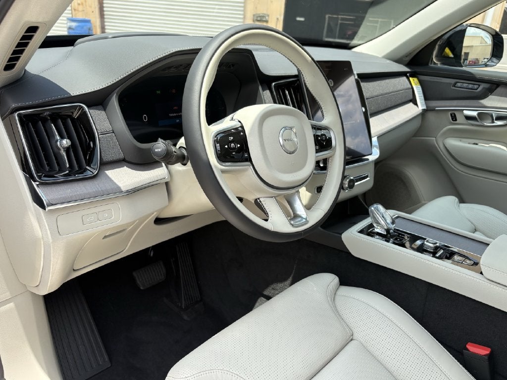2026 Volvo XC90 Plug-In Hybrid T8 Ultra
