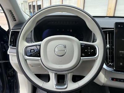 2026 Volvo XC90 Plug-In Hybrid T8 Ultra