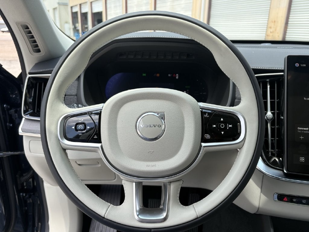 2026 Volvo XC90 Plug-In Hybrid T8 Ultra
