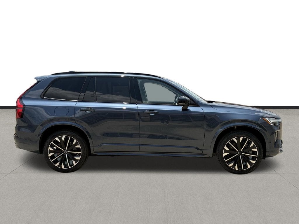2026 Volvo XC90 Plug-In Hybrid T8 Ultra