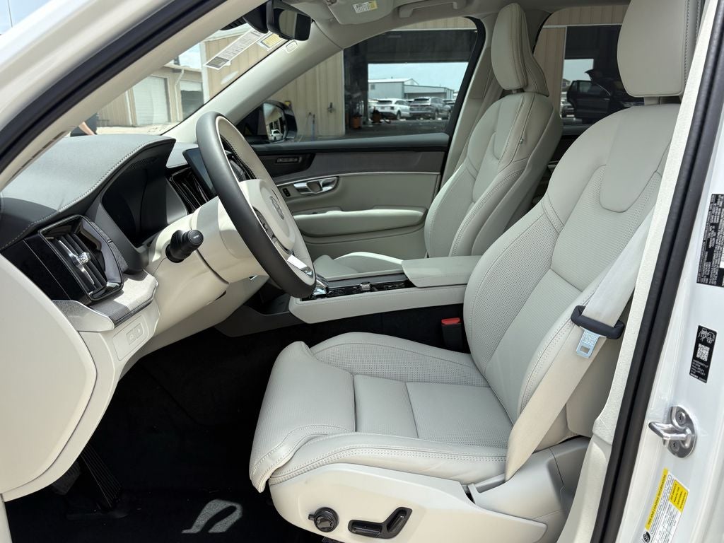 2026 Volvo XC90 Plug-In Hybrid T8 Ultra