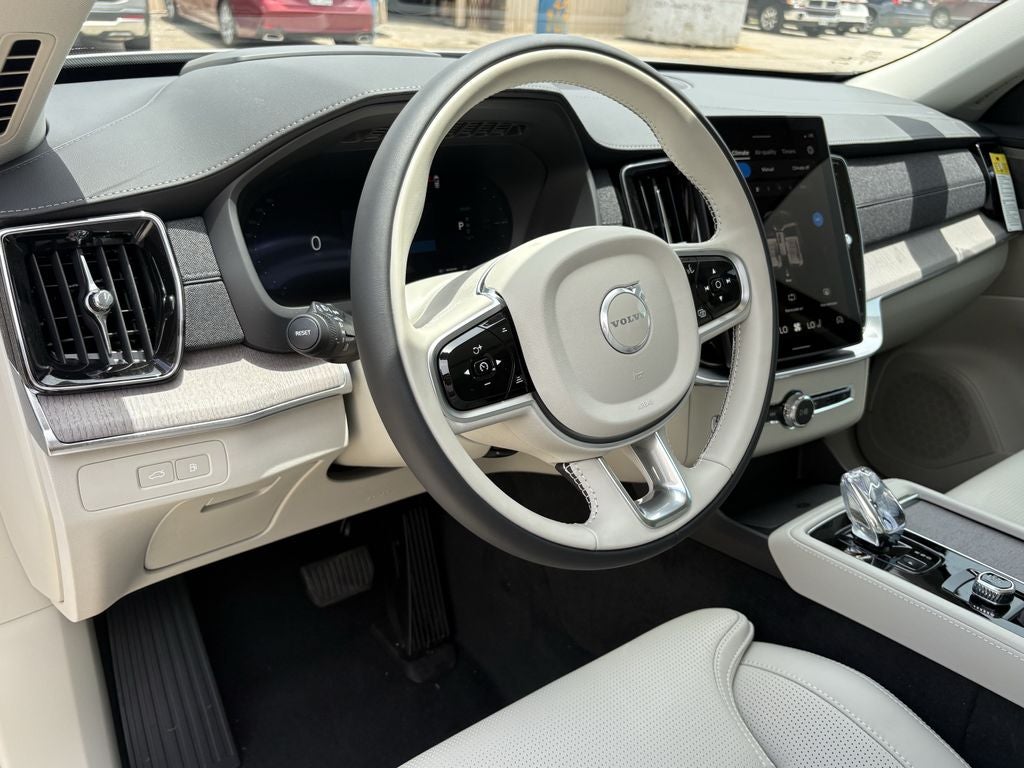 2026 Volvo XC90 Plug-In Hybrid T8 Ultra