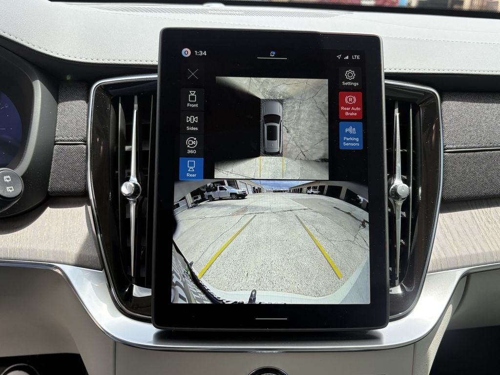 2026 Volvo XC90 Plug-In Hybrid T8 Ultra
