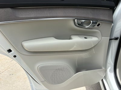 2026 Volvo XC90 Plug-In Hybrid T8 Ultra