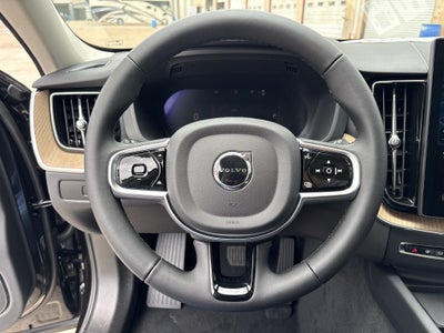 2026 Volvo XC60 Plug-In Hybrid T8 Plus