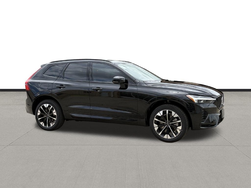 2026 Volvo XC60 Plug-In Hybrid T8 Plus