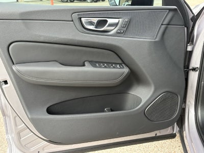 2026 Volvo XC60 Plug-In Hybrid T8 Plus