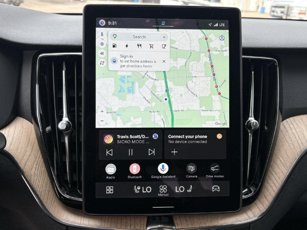 2026 Volvo XC60 Plug-In Hybrid T8 Plus