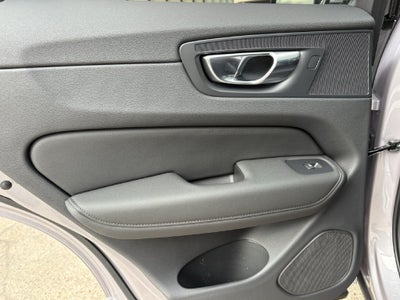 2026 Volvo XC60 Plug-In Hybrid T8 Plus