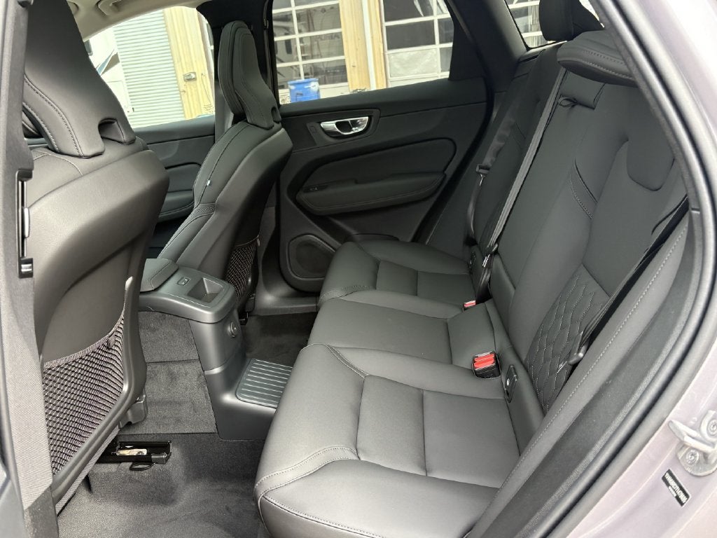 2026 Volvo XC60 Plug-In Hybrid T8 Plus