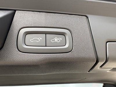 2026 Volvo XC60 Plug-In Hybrid T8 Plus