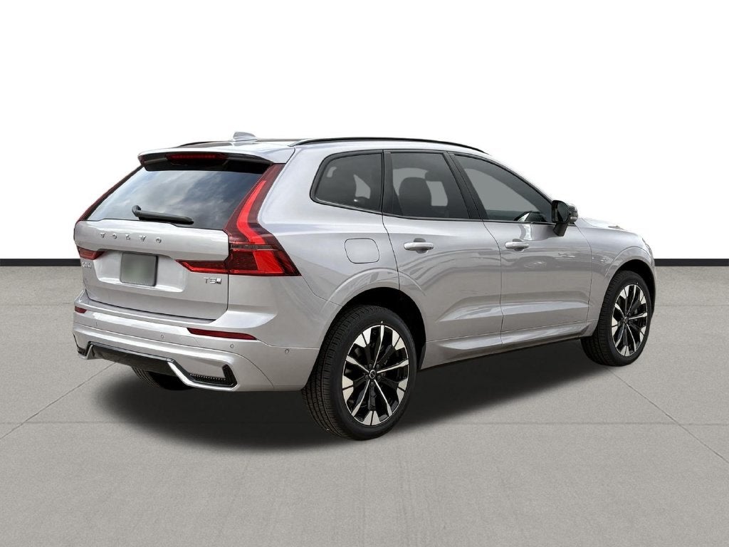 2026 Volvo XC60 Plug-In Hybrid T8 Plus