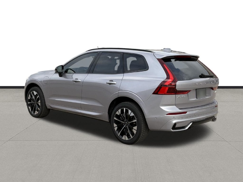 2026 Volvo XC60 Plug-In Hybrid T8 Plus