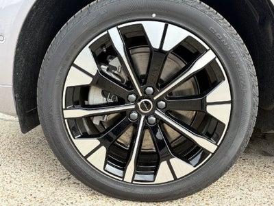 2026 Volvo XC60 Plug-In Hybrid T8 Plus