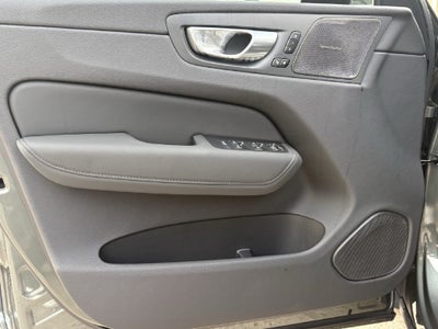 2026 Volvo XC60 Plug-In Hybrid T8 Plus