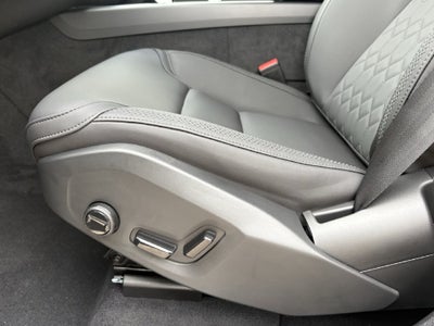 2026 Volvo XC60 Plug-In Hybrid T8 Plus